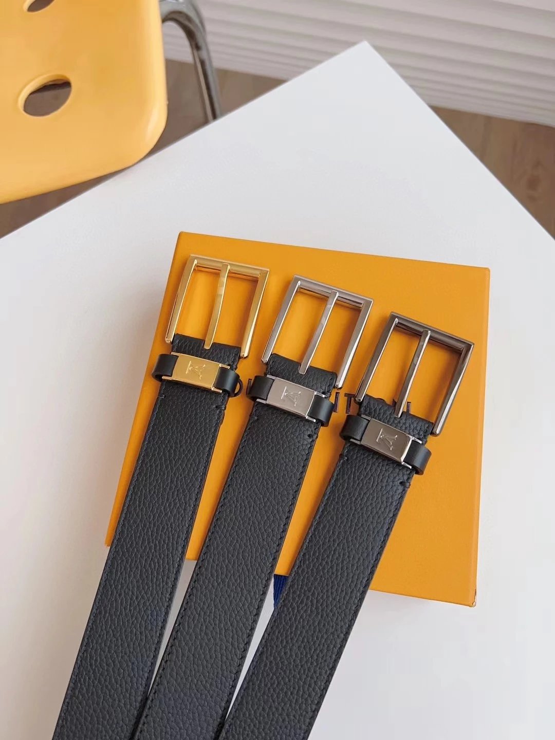 Louis Vuitton LV Belt Top version 【Counter Quality】The Most New Belt3.5cm Men's Belt Pin Buckle Men's Leather Belt with Classic Presbyopic Checkerboard Plaid Belt with Genuine Goods Packaging No Problem in and out of the Counter Versatile Casual Fashion F