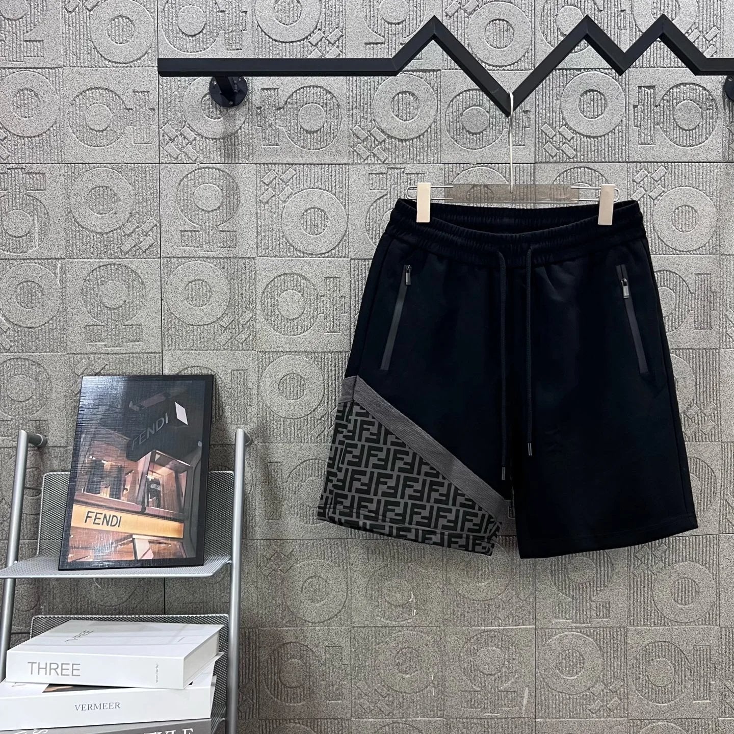 FENDl Shorts Front Body Double F Patchwork Segmentation Print logo Five-point Shorts25ss New Drawstring Casual Pants for Men and Women, Summer Style5Two-in-One Casual Sweatpants Pure Cotton Joggers