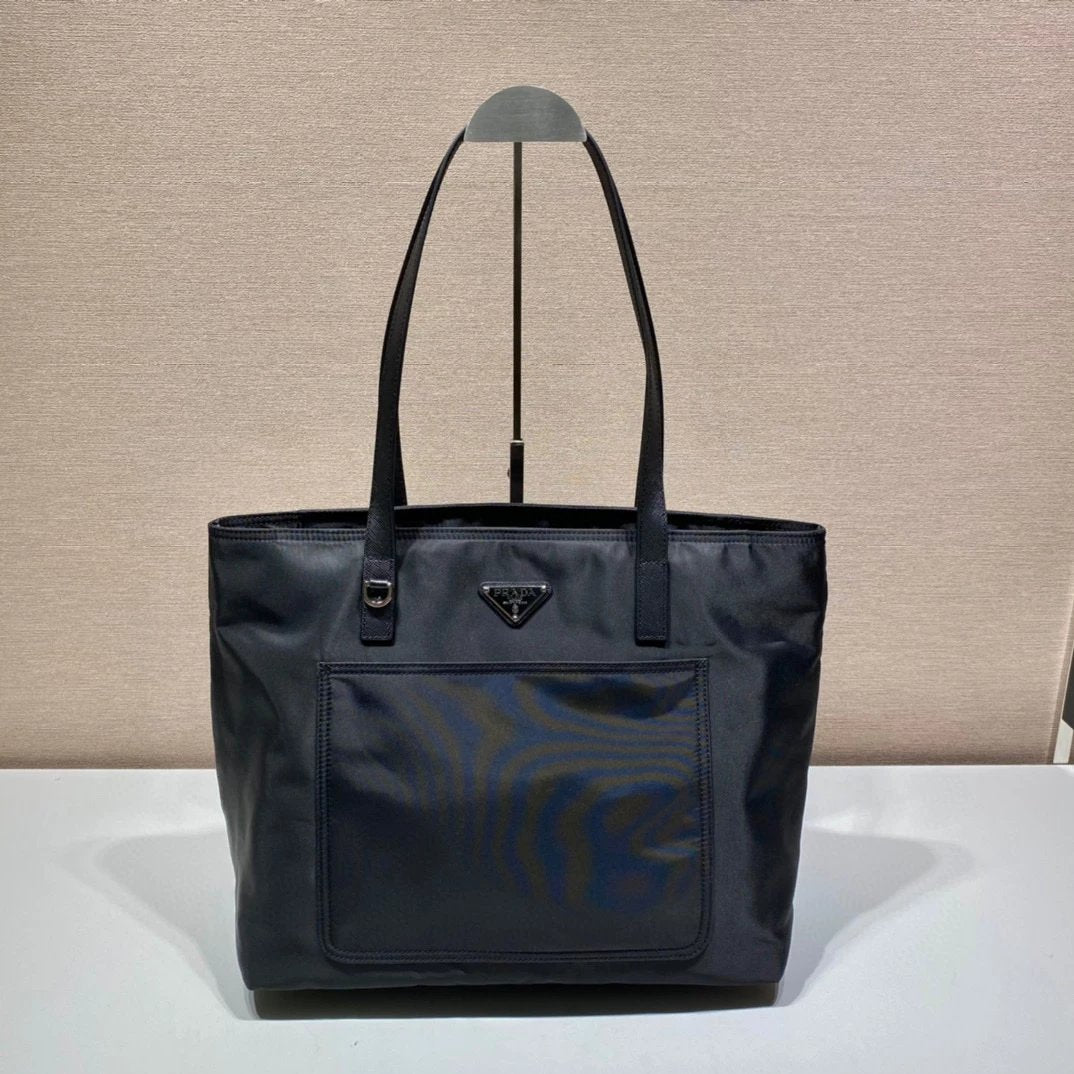 PRADA Bag Top version Version New Recycled Nylon Bag Fabric Shopping Bag Mummy Bag Tote Bag Travel Bag Shoulder Bag Women's Bag Women's Bag1BG052