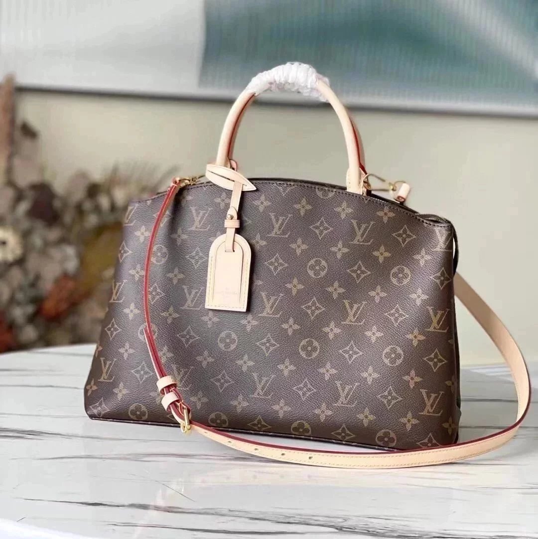 Louis Vuitton LV Women's Bag Top version M45811Black Gray Old huaGrandPalais Handbag Grain Leather Embossed Travel Bag Shoulder Crossbody Handbag Hand-Held Elbow Bag Women's Bag