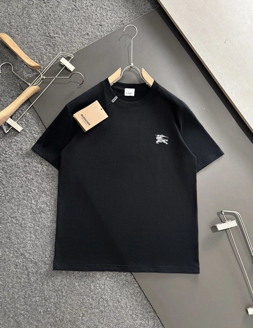 Burberry T-shirt Chest Knight Print logo round Neck Short Sleeve25ss New Pure Cotton Unisex Style T T-shirt OS Loose design P Basic T-Shirt Short Sleeve Tee Shirt Top