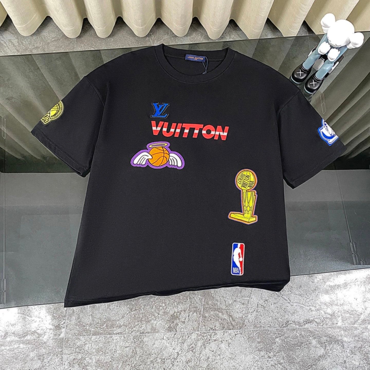 Louis Vuitton LV T-shirt Full-body Basketball Letter Pattern Print logo round Neck Short Sleeve25ss New Pure Cotton Unisex Style T T-shirt OS Loose Fit Base Shirt Half Sleeve T-Shirt Top Half Sleeve