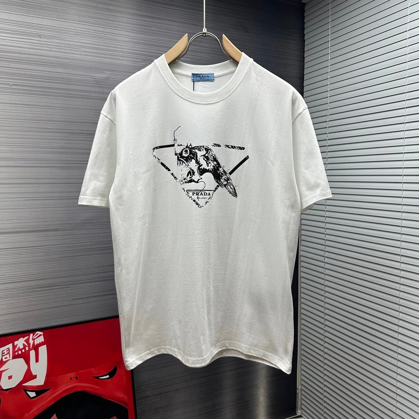 PRADA T-shirt Chest Pipe Print ogo round Neck Short Sleeve25ss New pure cotton T Unisex T-Shirt OS Loose Fit Base Shirt Top Half Sleeve T-Shirt
