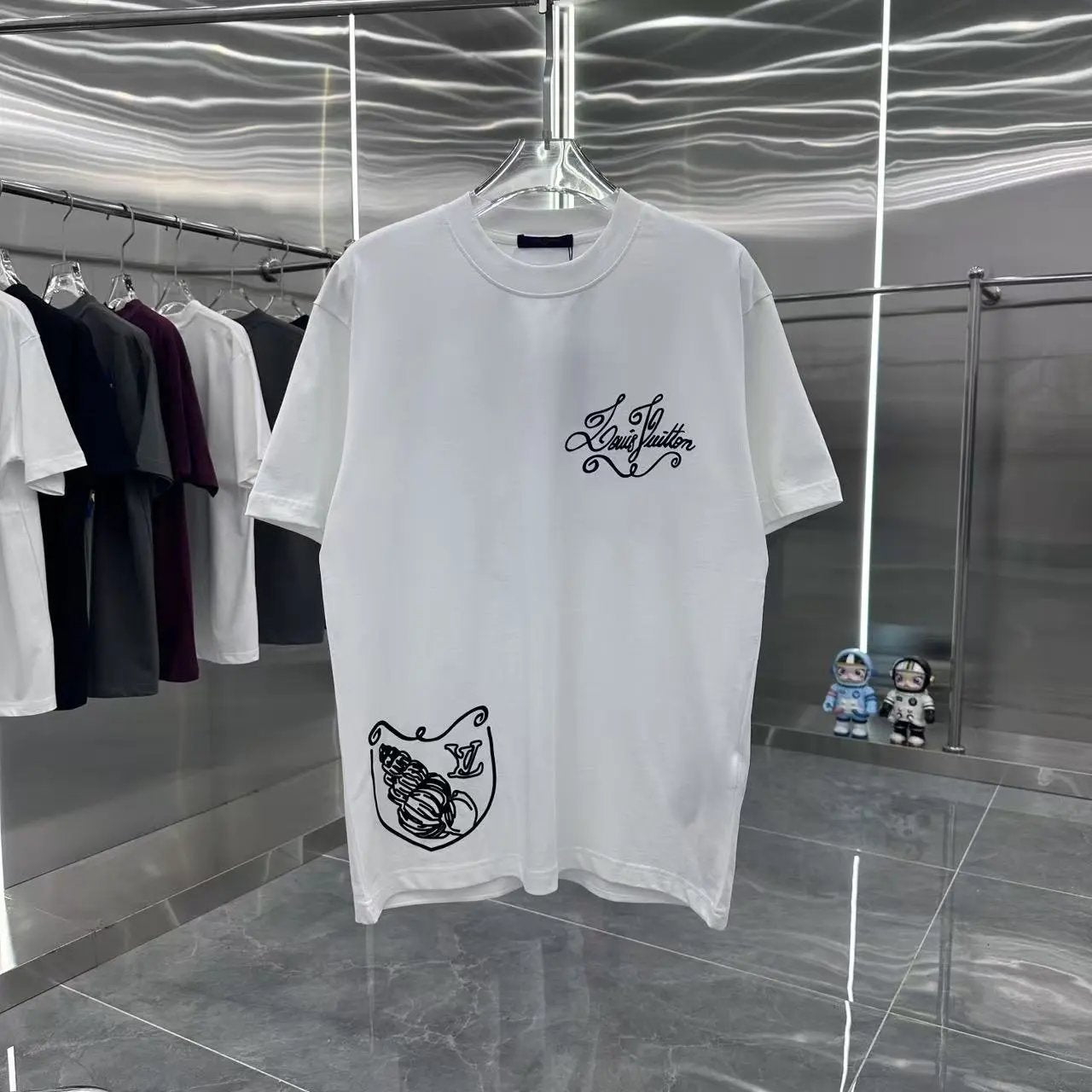 Louis Vuitton LV T-shirt Back Flocking White Ink logo round Neck Short Sleeve25ss New pure cotton T Unisex T-Shirt OS Drop Shoulder Loose Fit Base Shirt Top T-Shirt Short Sleeve
