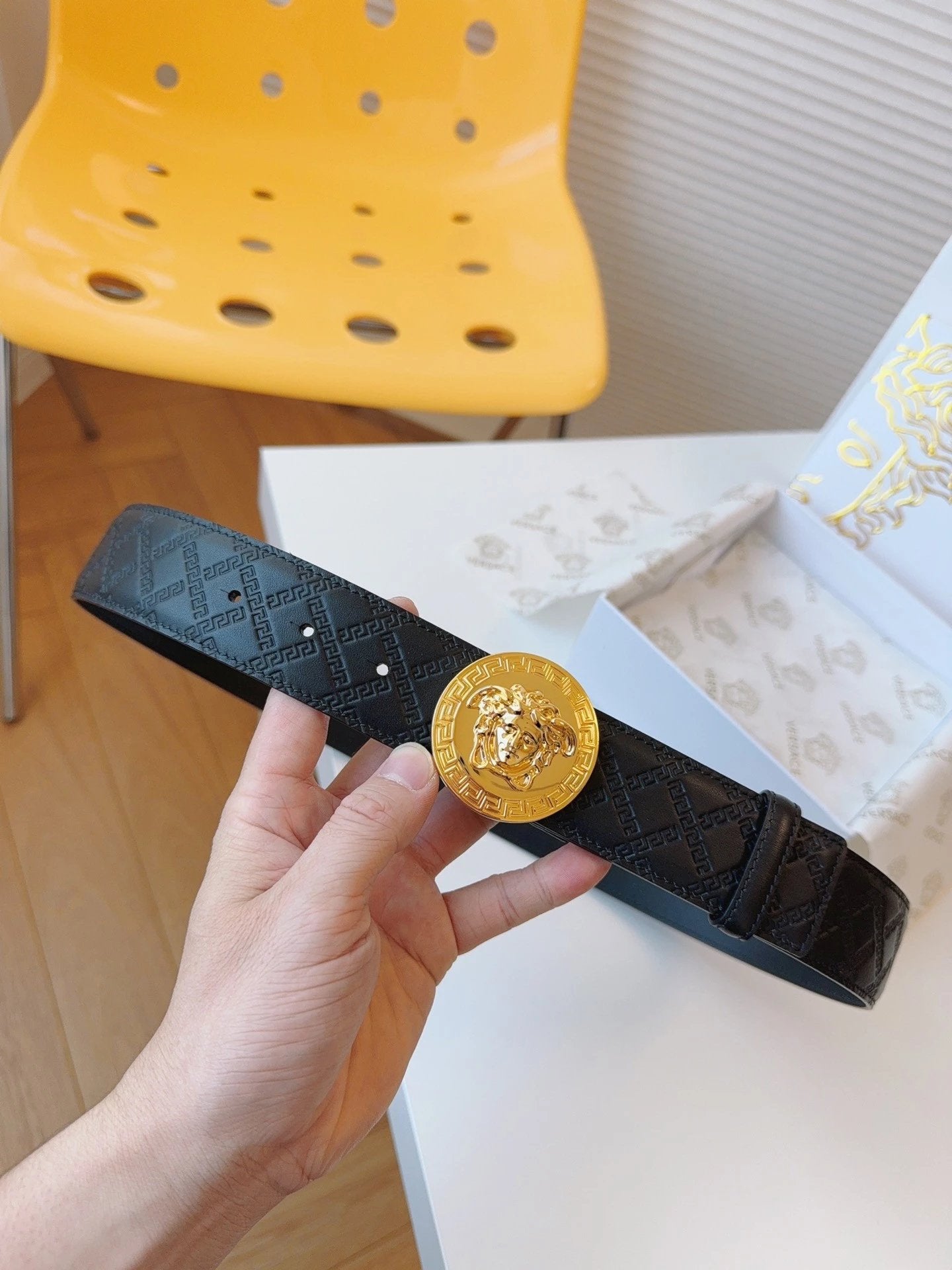 VERSACE Belt Top version 【Counter Original Factory】Original Men's Leather Belt Width4.0cm Genuine Goods Quality Double-Sided Imported First Layer Cowhide Full Grain Original Cowhide Boutique Color Buckle Double-Sided Available Genuine Steel Seal logo Men'