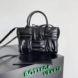 Bottega Veneta Women's Bag Top version 【Super High Version Original Factory】2023Early Spring New Home Arco Pleated Tote Bag Tote Bag New Arco Tote Bag Shopping Bag Mummy Bag Large Handbag Mini Tote Vegetable Basket Bag Woven Bag Woven Tote Bag Women's Bag