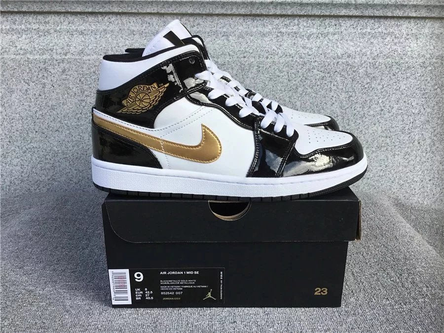 Air Jordan 1 Mid shoes New All-Match Trendy Men's Casual Sports Shoes