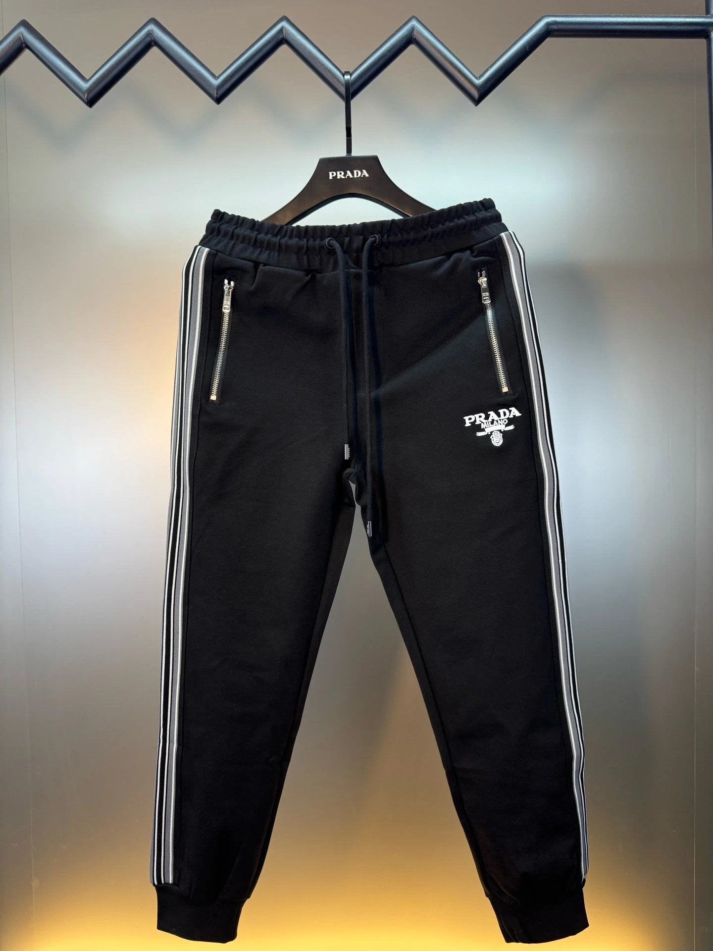 PRADA Sweatpants 2024New Classic logo Embroidered Drawstring Jogger Sweatpants Unisex Autumn Winter Loose Fit High Waist Color Block Casual Pants