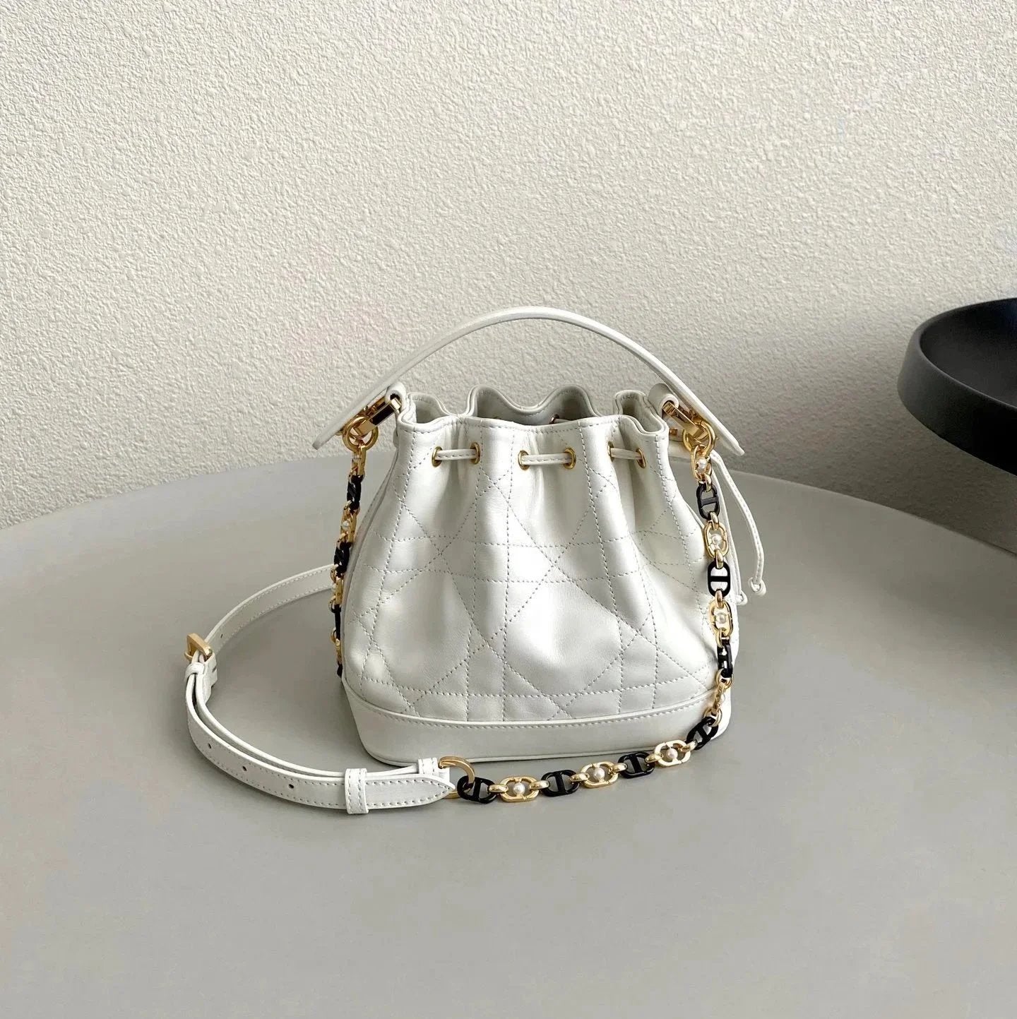 Dior Women's Bag Top version 【Original Leather Premium Version】Dijia2024New Jolie Bucket Bag Hand-Carrying Bucket Bag Pearl Chain Bag Two-Tone Letter Chain Crossbody Bag Small Bucket Bag