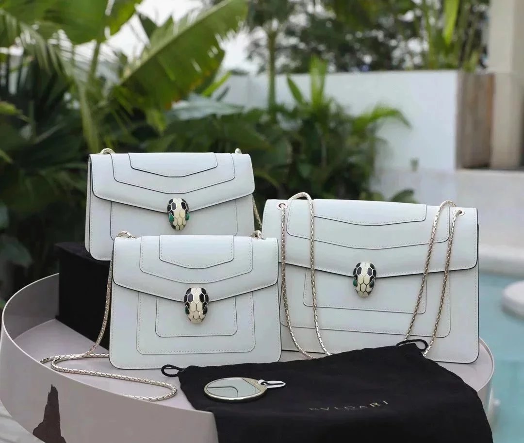 BVLGARI Bag Top version SerpentiForever Pearl White Handbag Cowhide Bag Decorated with a Snake's Head File Holder Chain Bag Portable Shoulder Messenger Bag Women's Bag