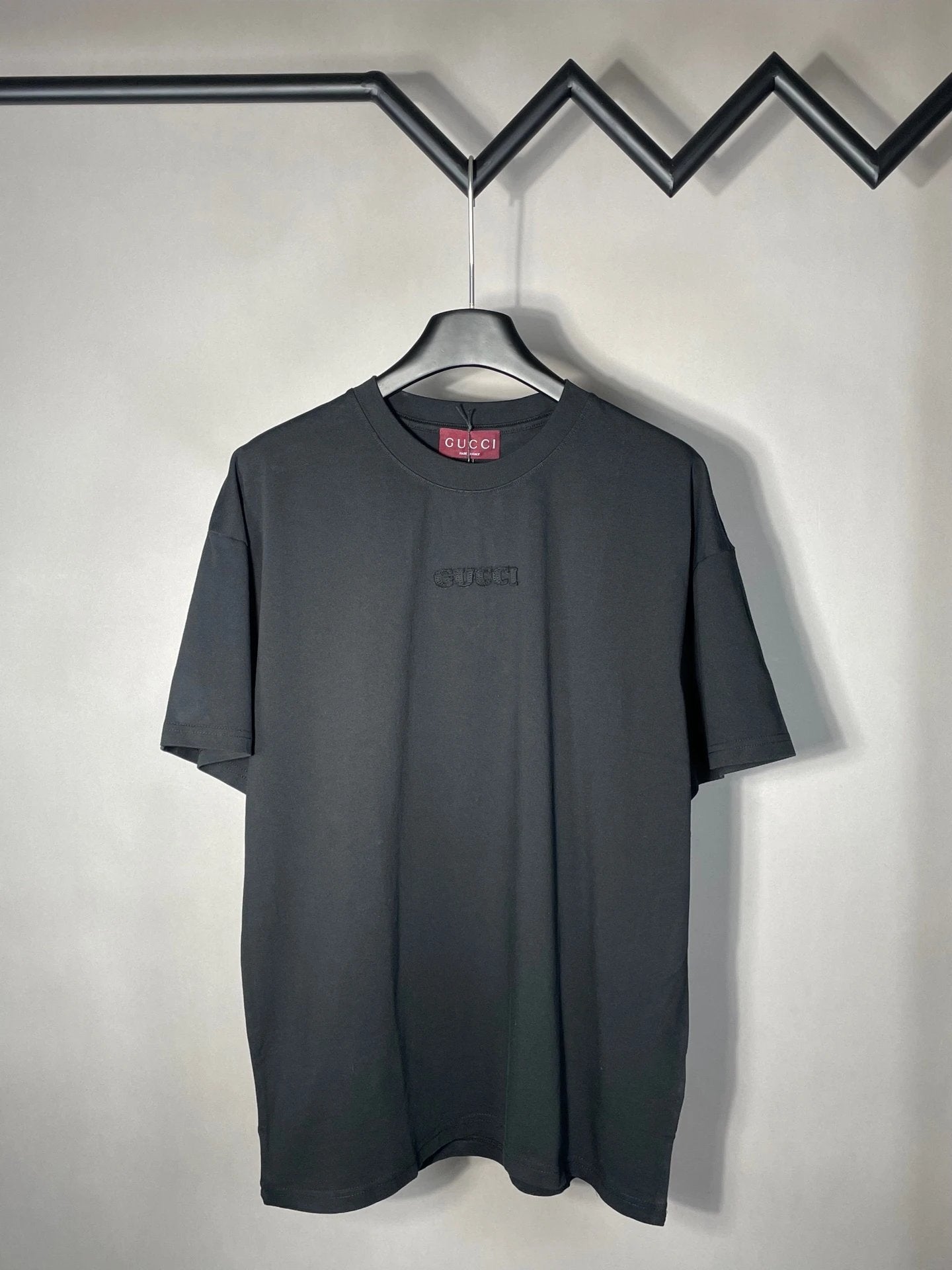 Gucci T-shirt Embroidery on the chest logo round Neck Short Sleeve25ss New pure cotton T Unisex T-Shirt OS Loose Fit Base Shirt Top Half Sleeve T-Shirt