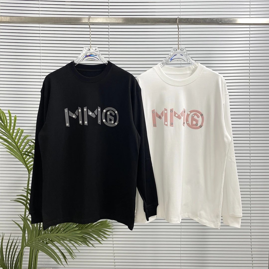 Maison Margiela Hoodie Color logo Autumn and Winter Long Sleeve T Round Neck Sweatshirt Long Sleeve Base Shirt Outerwear Trendy Unisex Sports Casual Loose Fit Versatile Autumn Winter New Arrival