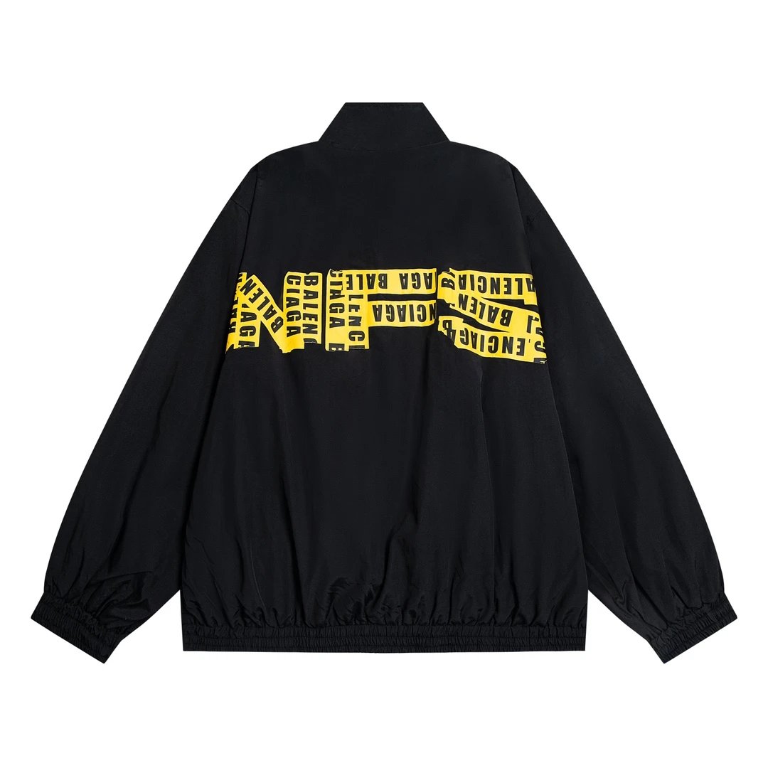 Balenciaga Jackets Comes with matching pants for a runway look71Need for Speed Collaboration Sports Suit Limited Stand Collar Jacket Casual Loose Cardigan os Unisex Style24ss Autumn and Winter New Products