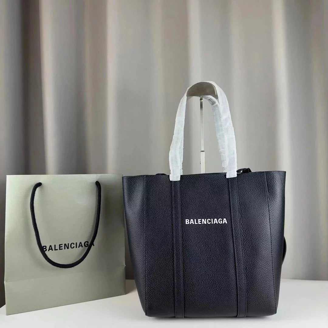Balenciaga Bag Top version 【】everydaytote Bag New Tote Bag Men and Women Can Easily Match Italian Imported Calfskin Tote Bag Handbag Fashion Shopping Bag2Size