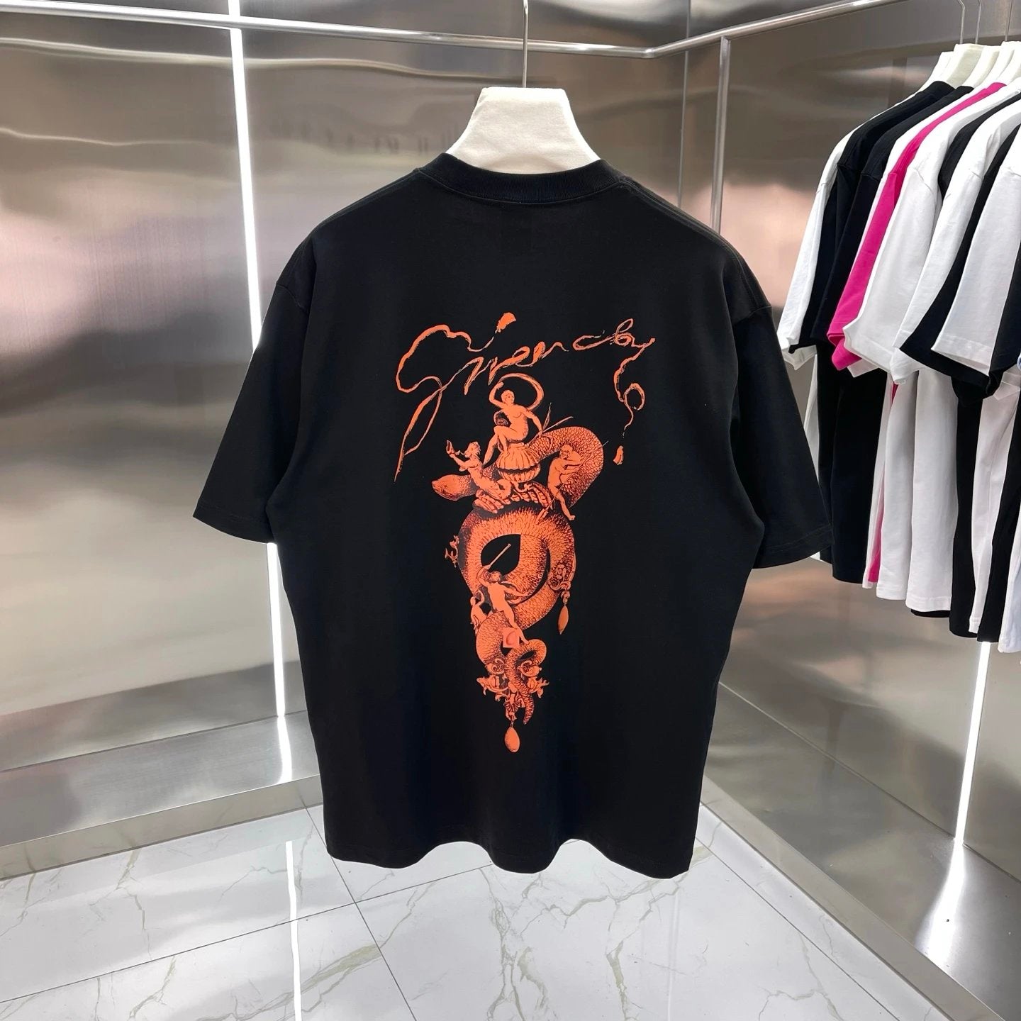 Givenchy T-shirt Backside Handwritten Letter Pattern Print logo round Neck Short Sleeve25ss New Pure Cotton Unisex Style T Casual T-Shirt Base Layer Shirt OS Loose Fit Half Sleeve Top Plus Size