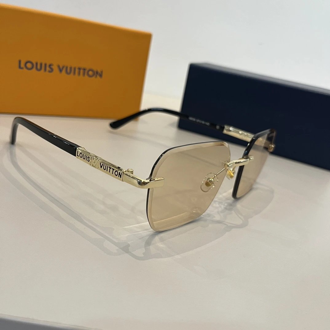Louis Vuitton LV Sunglasses Letter Print Gold Rim Sunglasses Slimming Non-Prescription UV Protection Women's Driving Beach Fishing25ss New Sports Casual Versatile