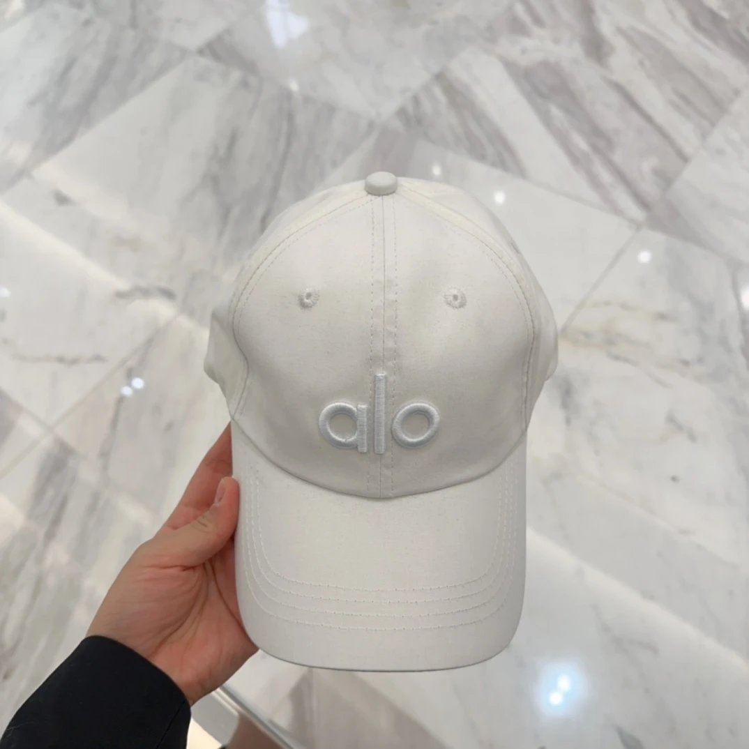 Alo Yoga Hat Letter Embroidery logo Baseball Cap Sunshade Sun Protection Duckbill Cap Large Head Circumference Slimming Face Curved Brim Versatile Sports Hat for Men and Women Couples Same Style