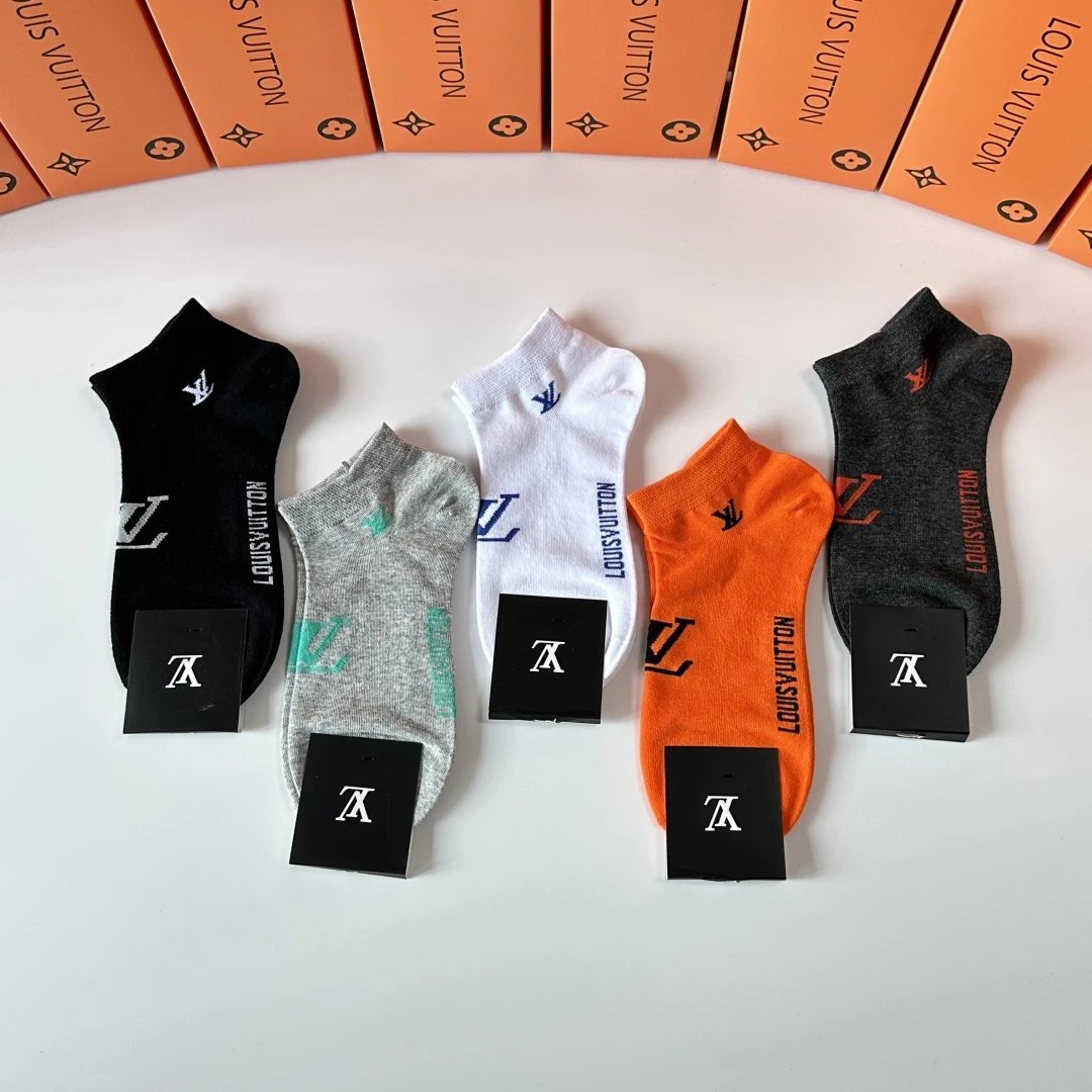 Louis Vuitton LV Sock 【a Box5Double】Classic Letters logo Pure Cotton Mid-Calf Short Tube Socks Breathable Fashionable25ss New Cotton Socks Thin Business Sports Casual Spring Summer Autumn Versatile Deodorant Sweat-Absorbing