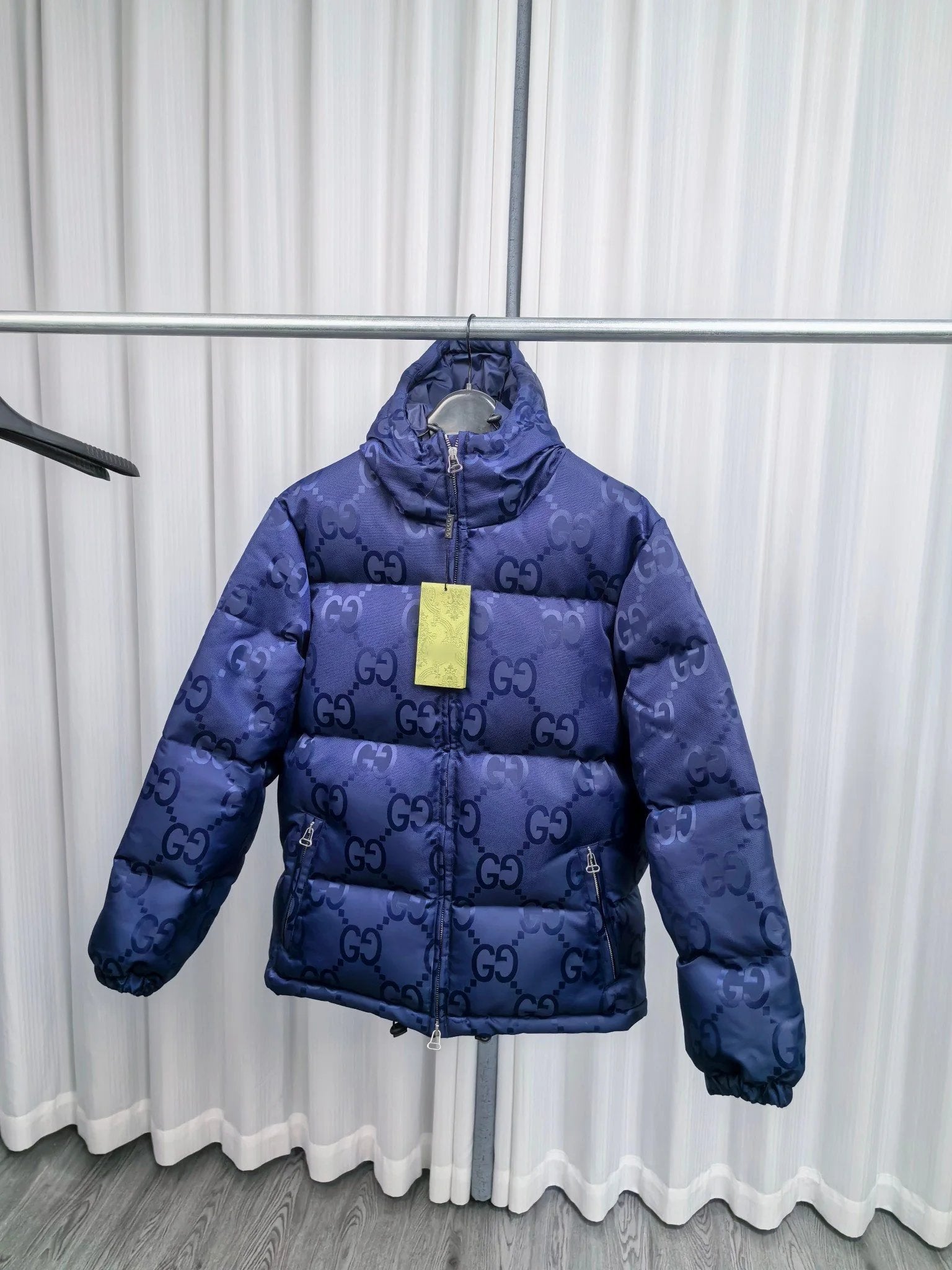 Gucci Down Jacket GVCIDownjacket