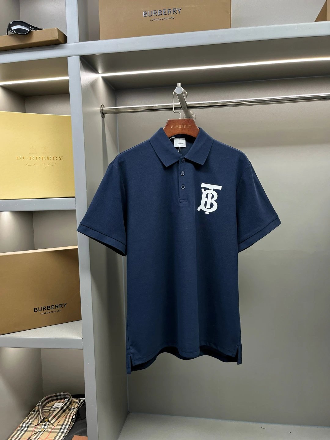 Burberry T-shirt Three-dimensional Chest TB Logo logo Printing POLO Shirt Lapel Short Sleeve25ss New Unisex Summer Loose Short Sleeve T Business Commuter Short Sleeve Shirt Plus Size T-Shirt