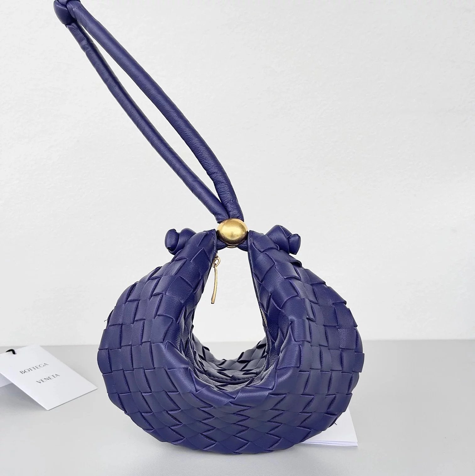 Bottega Veneta Women's Bag Top version 【Version Original Leather】Free Counter Packaging2022New TurnBagBottegaVeneta Golden ball jodie Underarm bag hobo Bag Ingot Bag Golden Balls Adjustable Buckle Brand New Woven Bag Women's Bag Golden Balls Bag Metal Bea