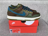 Nike Dunk Low shoes