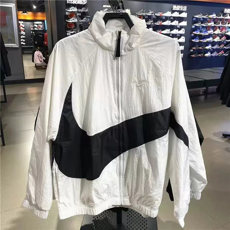 Nike Jackets Couple Windcheater Woven Large Hook logo Stitching Thin Sun-Proof Coat Men and Women AR3133