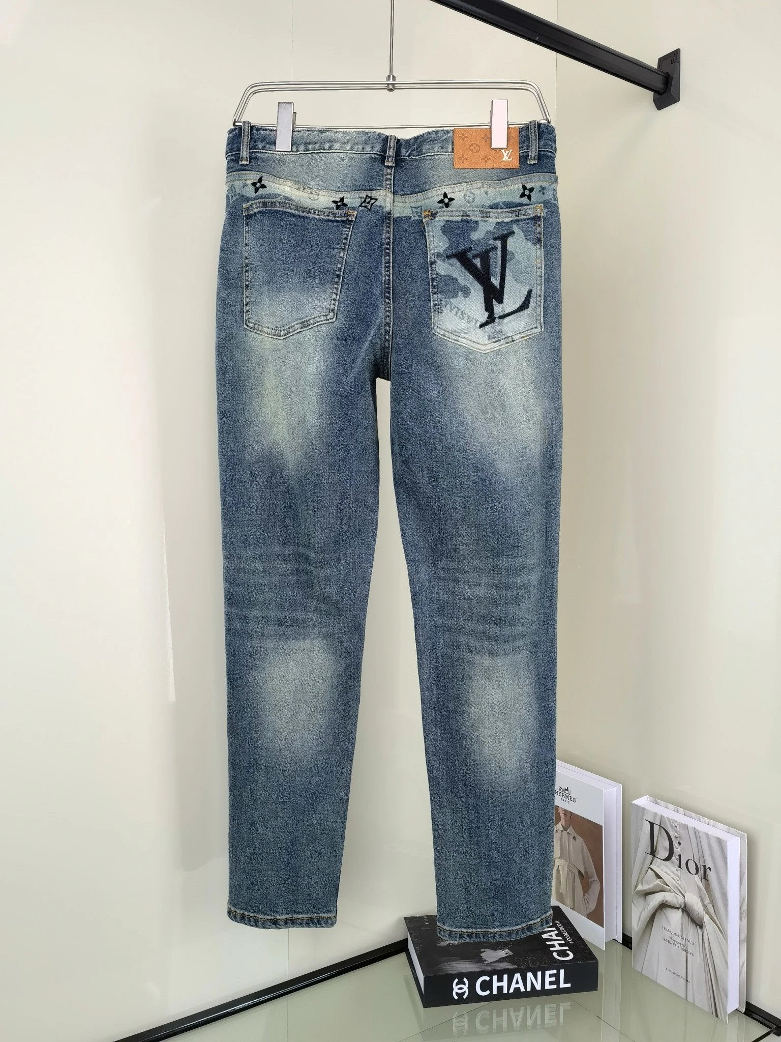Louis Vuitton LV Jeans Back Pocket Letters logo25ss Spring Summer New Straight Leg Jeans Unisex Slim Fit Long Pants Loose