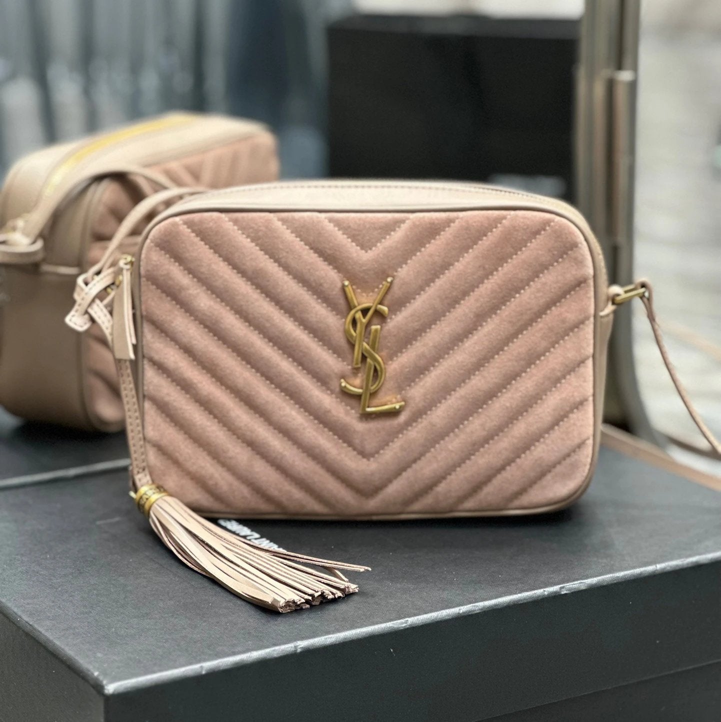 YSL Women's Bag Top version 【Genuine Goods Original Leather】24New Version LouLoubag Camera Bag Small Size23m Tassel Bag Shoulder Bag Crossbody Bag Yang Shulin Women's Bag Back Open Buckle Compartment Camera Bag520534