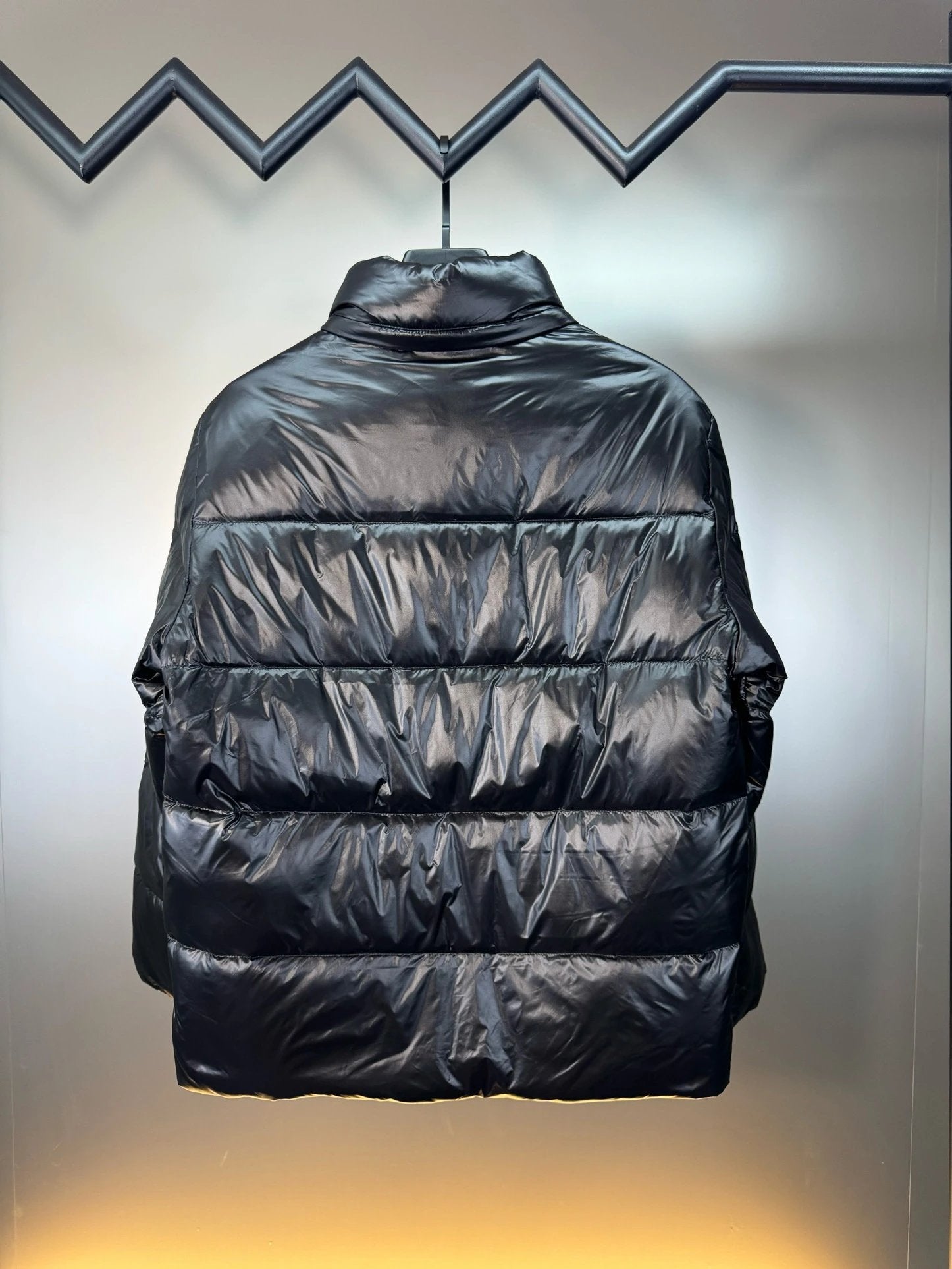 Burberry Down jacket 24SS Autumn Winter New Logo Design Casual Stand Collar Down Jacket Stand Collar Waterproof90White Duck Down Jacket Unisex Thickened Warm Down Cotton Coat