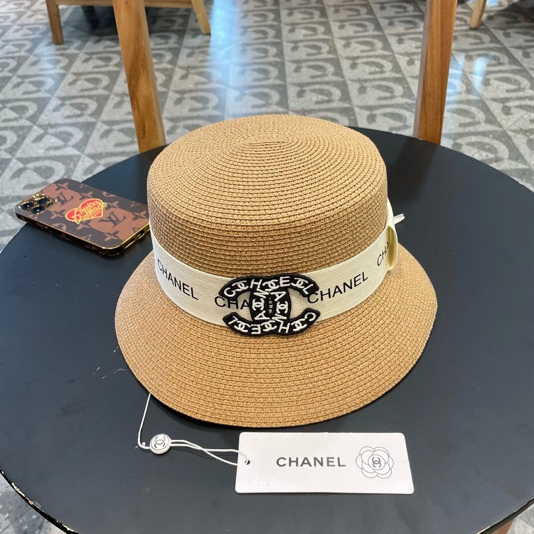 Chanel Hat Casual Sun Hat High Quality Fashion Big Brand2024New Straw Bucket Hat Knitted Sunshade Big Brim Straw Hat Beach Style，Simple and Elegant，All-Matching Item～First Choice for Going out，New Hat Type Super Beautiful and Greasy，Go out with Low-Key Lu