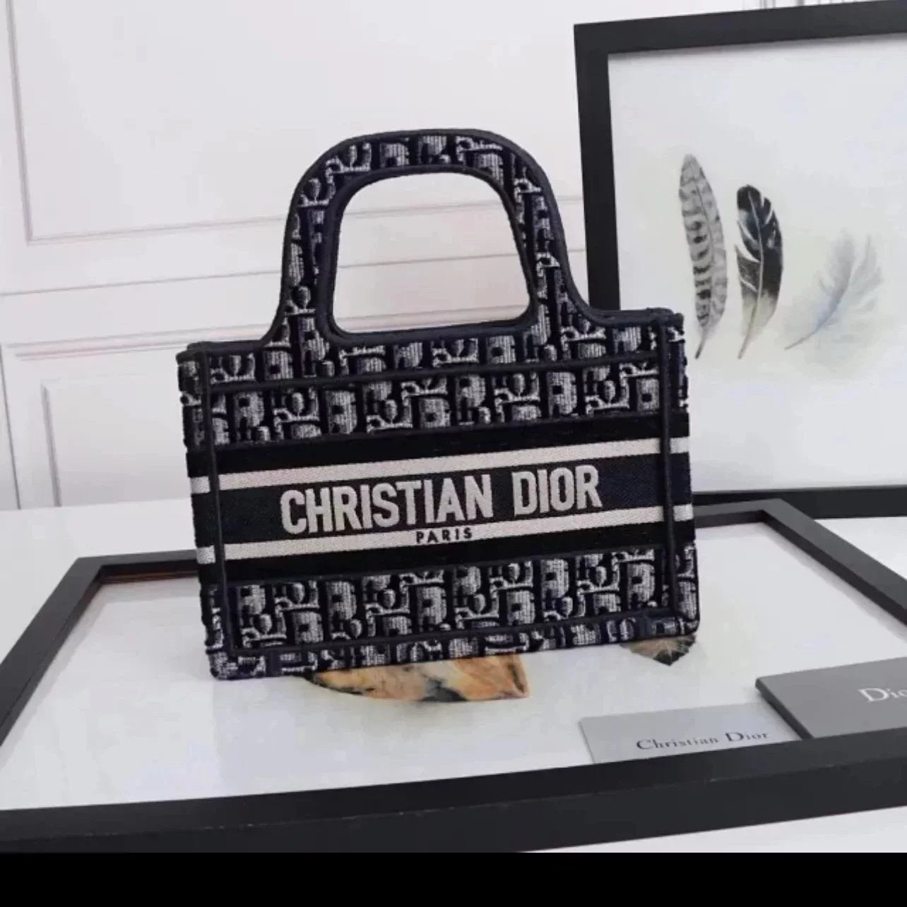 Dior Women's Bag Top version 【Pure Original Surrogate Shopping Grade Fabric】New Version Horizontal Pattern D Arc Seiko New booktotemini Mini Tote Bag Presbyopic Purplish Blue Wine Red Shopping Bag Purplish Blue Claret Embroidery Mini Women's Bag Shoulder