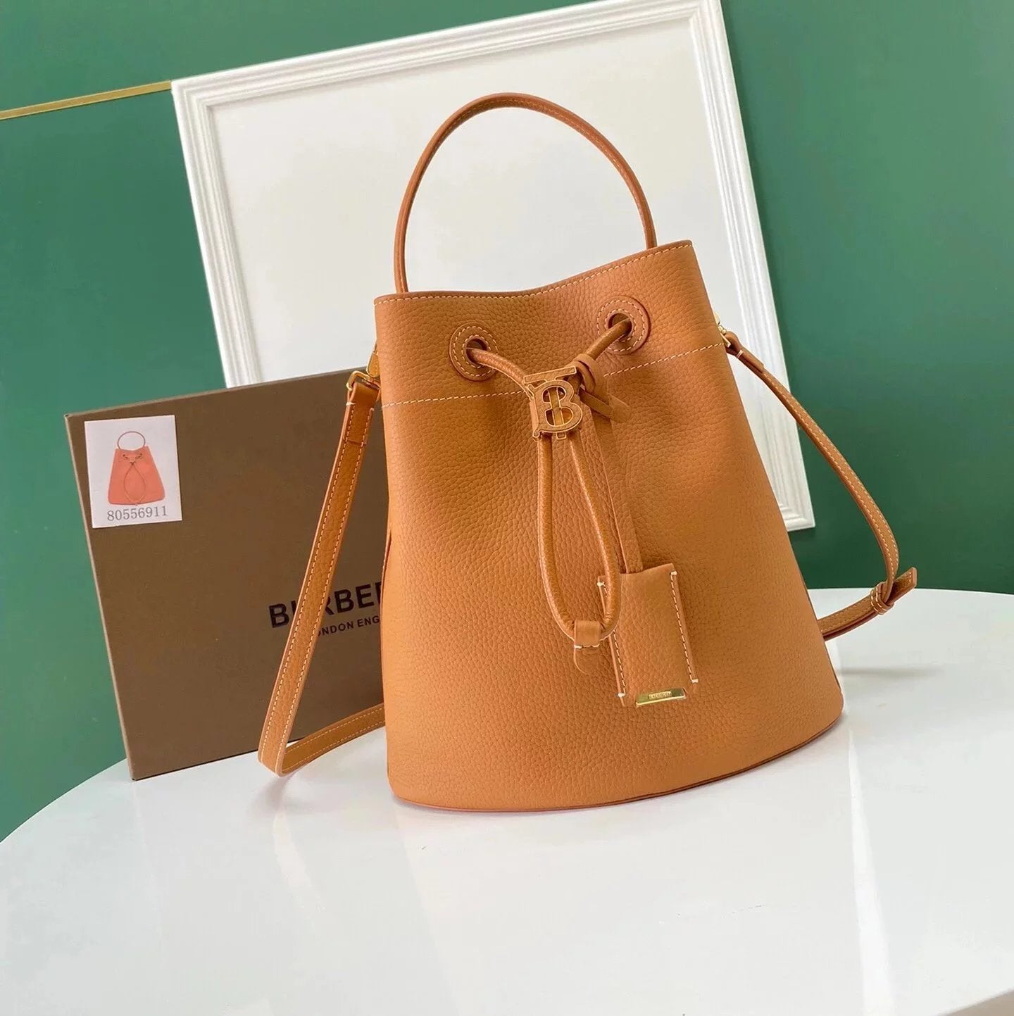 Burberry Women's Bag Top version 【Original Leather】2022New Women's Bag Latest Version Calfskin Bucket Bag Made of Italian Tanned Grain Leather for Embellishment Thomas Exclusive Logo Hand-Carrying Bucket Bag Bucket Bag Crossbody Bag Shoulder Bag Handbag B