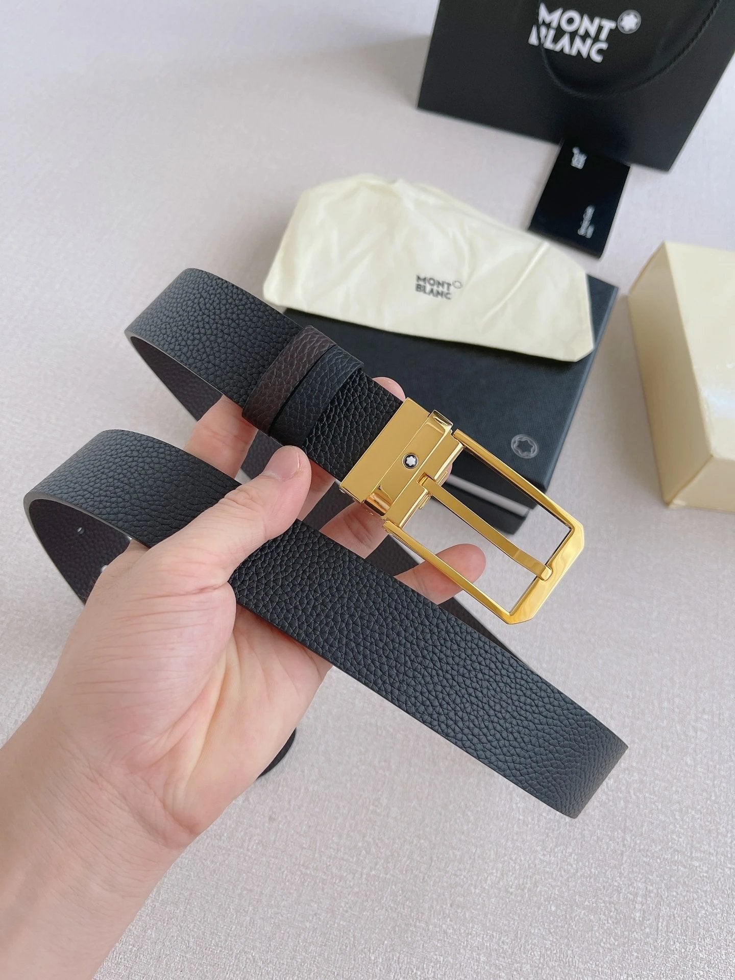 Montblanc Belt Top version Business Casual Belt Belt High Quality Double-Sided Head Layer Cowhide with Steel Buckle Men's Leather Belt Fashion All-Match Business Belt Double-Sided Available3.5