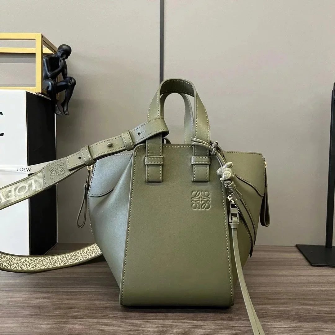 LOEWE Women's Bag Top version 【Super Original Leather】2023Latest Hammock Bag Small Size Satin Cow Leather PuzzleEdge Handbag New Size Hammock Embroidered Wide Shoulder Strap Hammock Bag Small Size24cm Shopping Bag Mummy Bag Vegetable Basket Bag Handbag Me