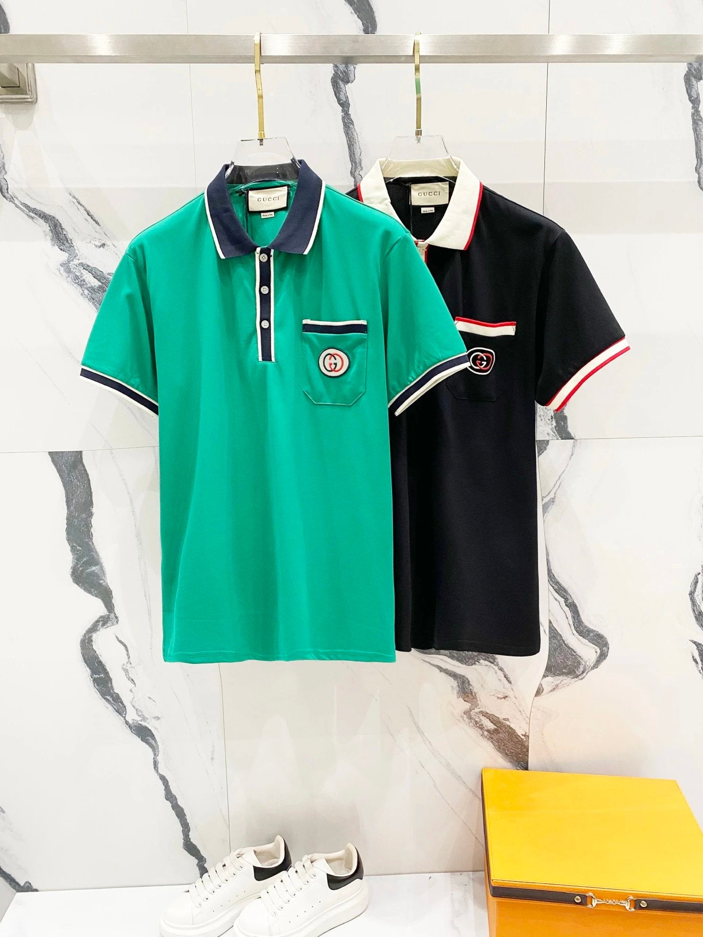 Gucci T-shirt Double-breasted G Letters logo Embroidery POLO Shirt Lapel Short Sleeve25ss New Unisex Commuter Short Sleeve Summer Loose Fit T Business Shirt Plus Size T-Shirt