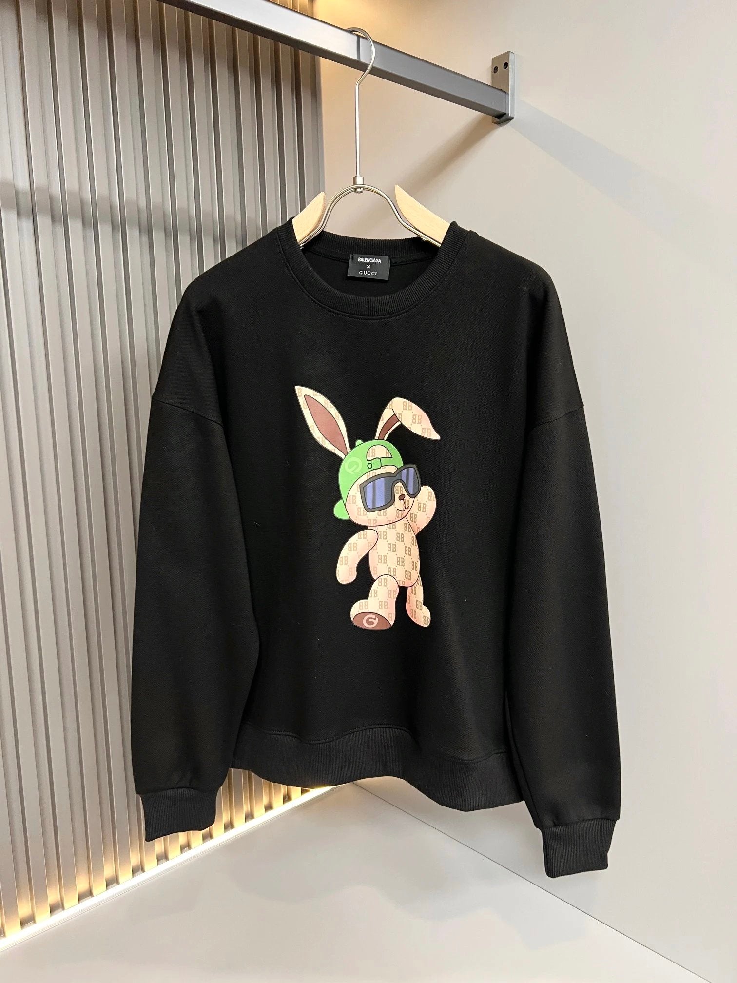 Balenciaga Hoodie Classic Logo Pattern Letters logo Printed Crewneck Sweatshirt Casual Loose Fit Pure Cotton Pullover Sportswear Top os Stylish Inner Layer24ss Autumn and Winter New Unisex Style