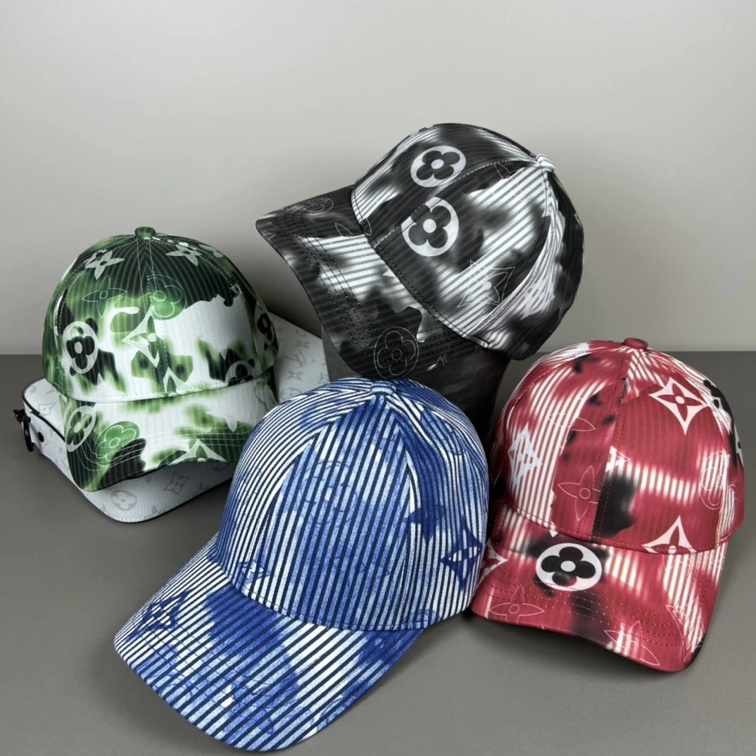 Louis Vuitton LV Hat Full Gradient Print logo Baseball Cap Sun Protection Visor Cap Large Head Circumference Versatile Sports Hat Slimming Face Curved Brim Unisex Couple Style