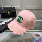 Chanel Hat High Quality New，Big Brand's Same Style Super Good Matching Peaked Cap，High Density logo The Embroidery Is Elegant and Classy. Hurry up and Buy It