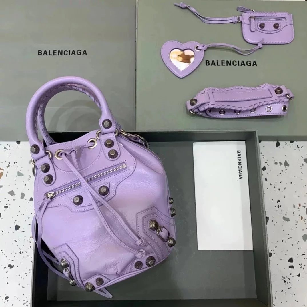 Balenciaga Bag Top version 【Counter Version Original Leather】Send a Full Set of Packaging New LeCagole Bucket Bag city Bucket Motorcycle Bag Hourglass Bag Bucket Bag Egg Bag Vegetable Basket Bag Motorcycle Rivet Bag Handbag Messenger Bag with Mirror