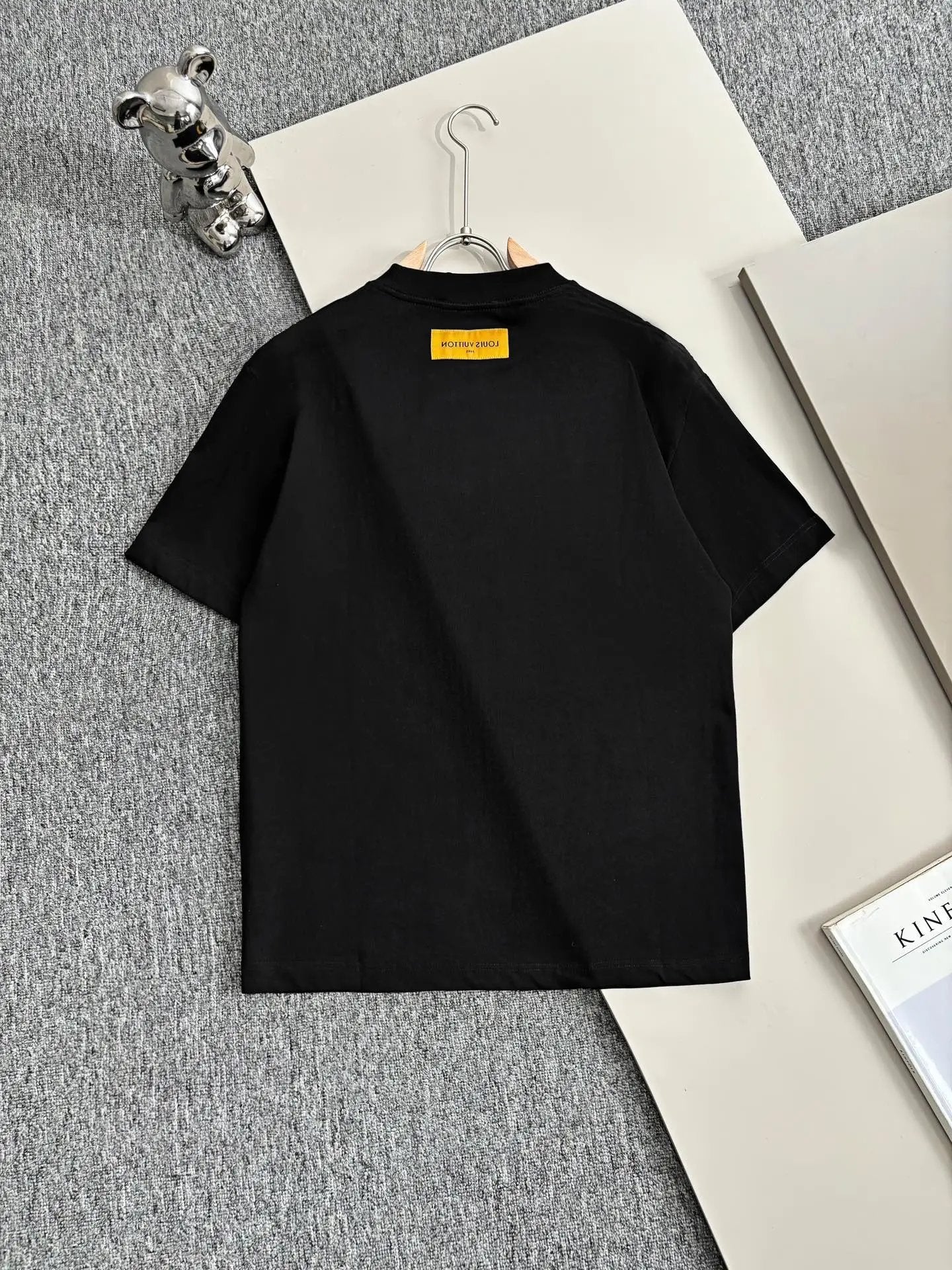 Louis Vuitton LV T-shirt Front Letter Lingda Sequin Embroidery logo round Neck Short Sleeve25ss New Pure Cotton Unisex Style T T-shirt OS Loose Fit Base Shirt Half Sleeve T-Shirt Top Half Sleeve