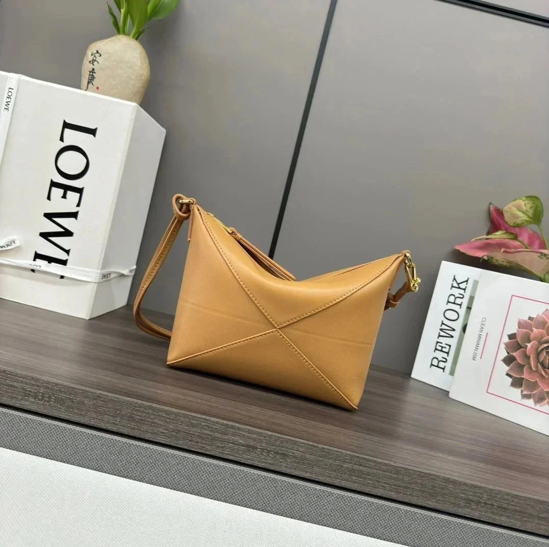 LOEWE Women's Bag Top version 【Super Original Leather Quality】24New Women's Bag LoePuzzleFoldpouch Handbag Folding Bag hobo Bag Vegetable Basket Bag Shoulder Bag Underarm Bag Crossbody Bag Pouch Mahjong Bag Liner Bag Clutch Kowloon Leather Products