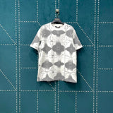Louis Vuitton LV T-shirt Clover Gradient logo round Neck Short Sleeve25ss New pure cotton T Unisex T-Shirt OS Loose Fit Base Shirt Top Half Sleeve T-Shirt