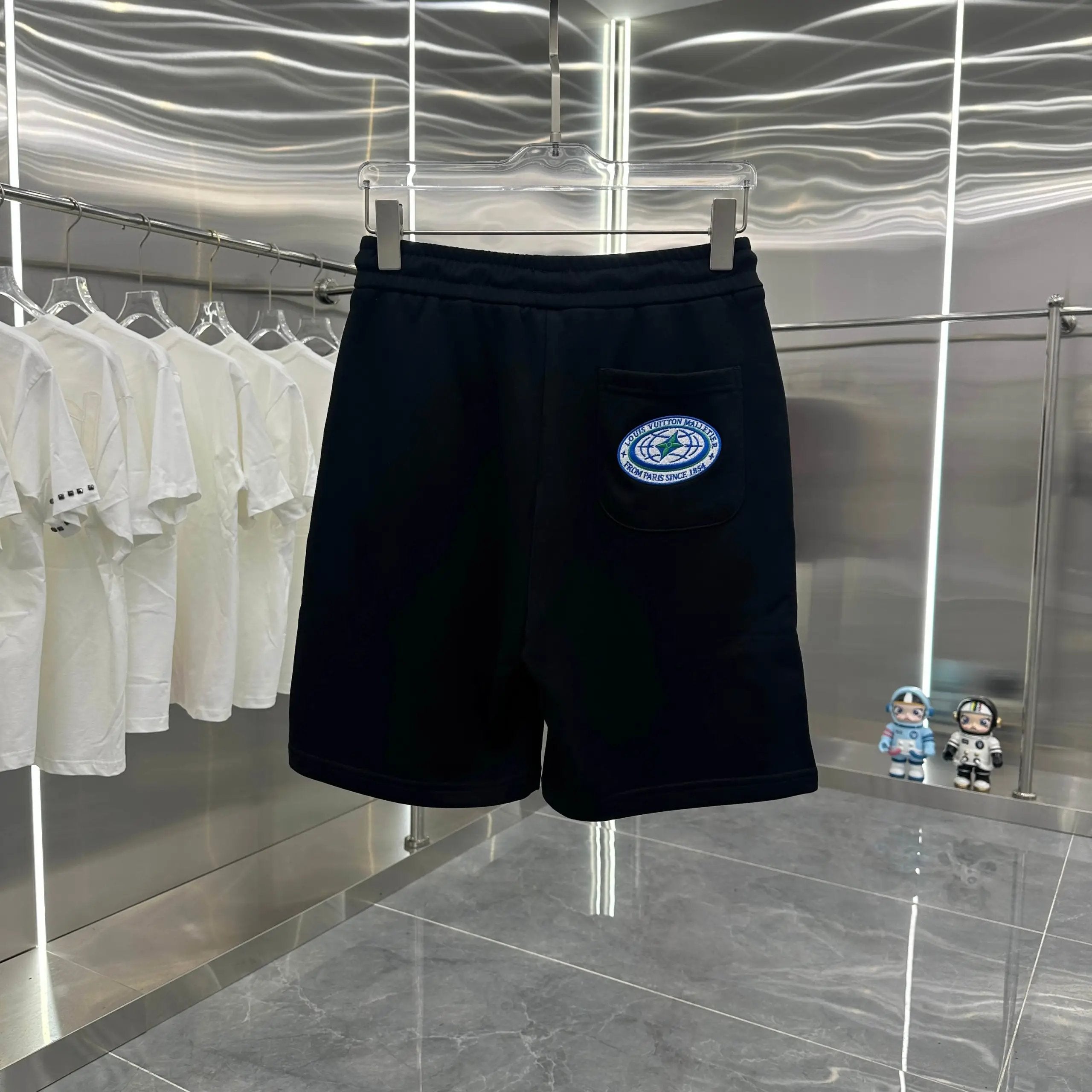 Louis Vuitton LV Shorts Letters logo Classic Pocket Pattern Embroidered Shorts Five-Point Pants25ss New Drawstring Casual Summer Pants5Two-in-One Casual Sweatpants for Men and Women, Pure Cotton Joggers