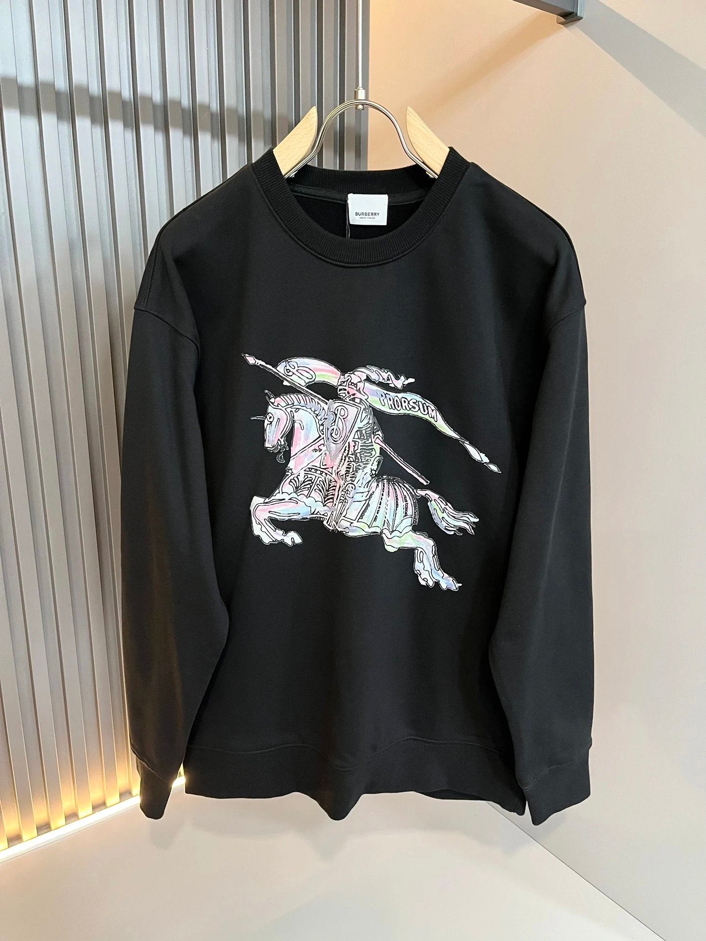 Burberry Hoodie Classic Logo Printed Crew Neck Pullover Sweatshirt Casual Loose Fit Pure Cotton Inner Layer Top os Unisex Sports Tracksuit24ss Autumn and Winter New Products