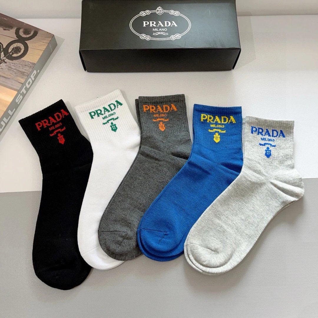 PRADA Sock 【a Box5Double】Classic Letters logo Breathable and Stylish Mid-Calf Cotton Socks25ss New Cotton Socks Spring Summer Autumn Sports Casual Versatile Business Thin Deodorant Sweat-Absorbing