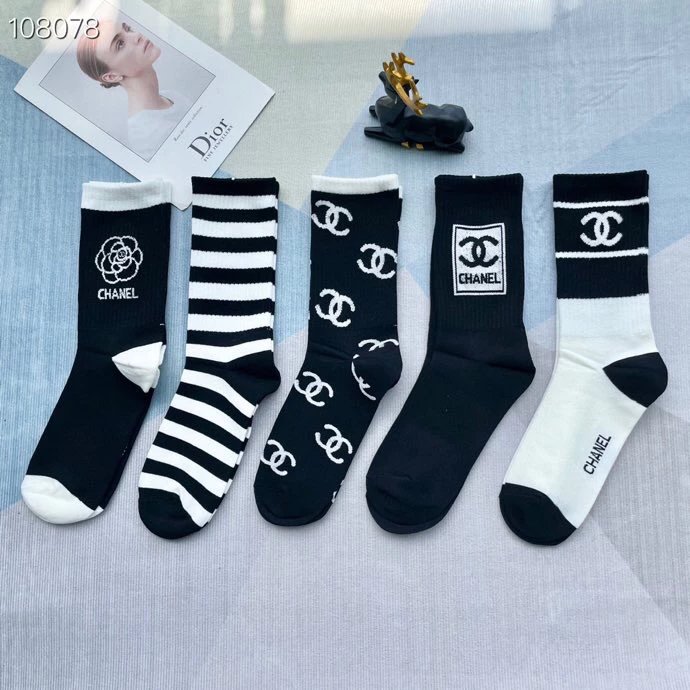 Chanel Sock 【Five Pairs Per Box】High Quality Super Popular Cyber Celebrity Socks❗️Home Official Network Synchronization Ornament Letters Tube Socks