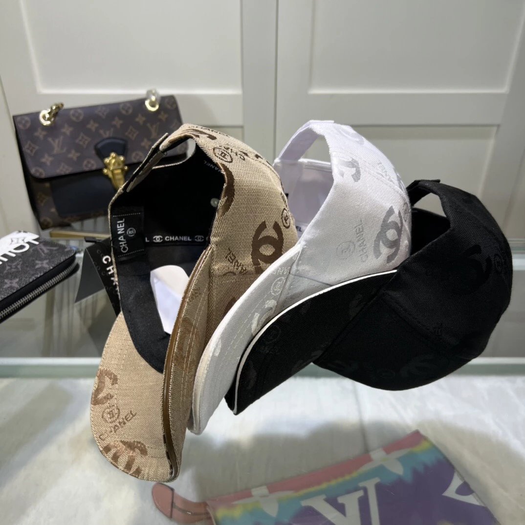 Chanel Hat Hat High-End and Fashionable Chanel】New Embroidered Simple Baseball Cap，New Shipment，Big Brand's Same Style Super Easy to Match，Hurry up and Buy It！