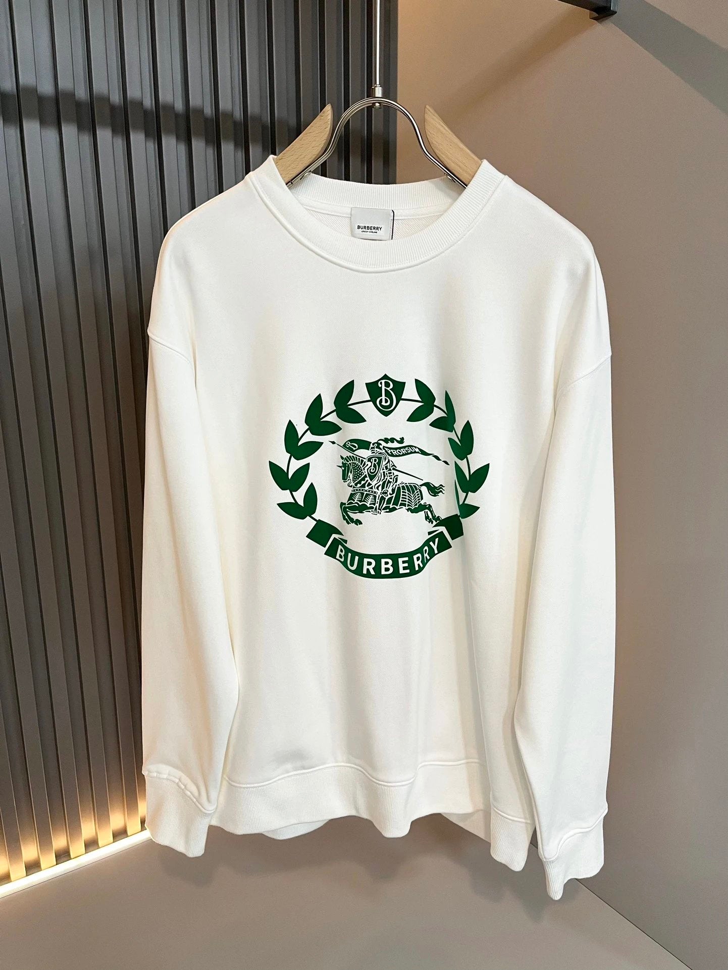 Burberry Hoodie Wheat Ear Print Crewneck Sweatshirt Pure Cotton Casual Loose Fit Versatile Pullover Sportswear os Versatile Inner Layer Top Unisex24ss Autumn and Winter New Products