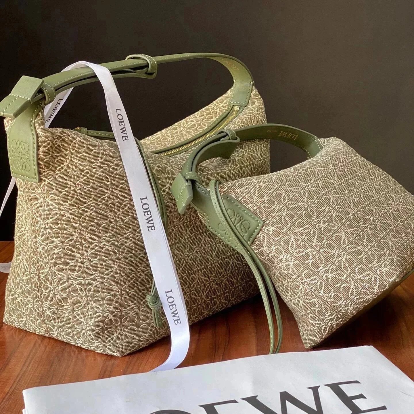 LOEWE Women's Bag Top version 【Original Leather】New cubi Lunch Bag Anagram Handbag Jacquard Underarm Bag Lunch Box Bag Dumpling Bag Shoulder Handbag Women's Bag